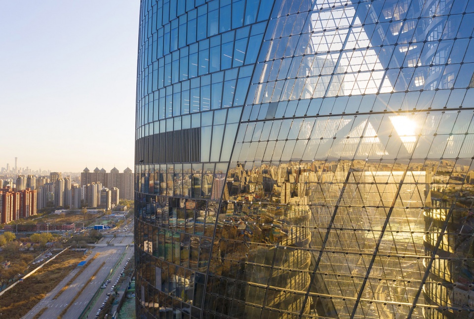 leeza soho china by zaha hadid architects