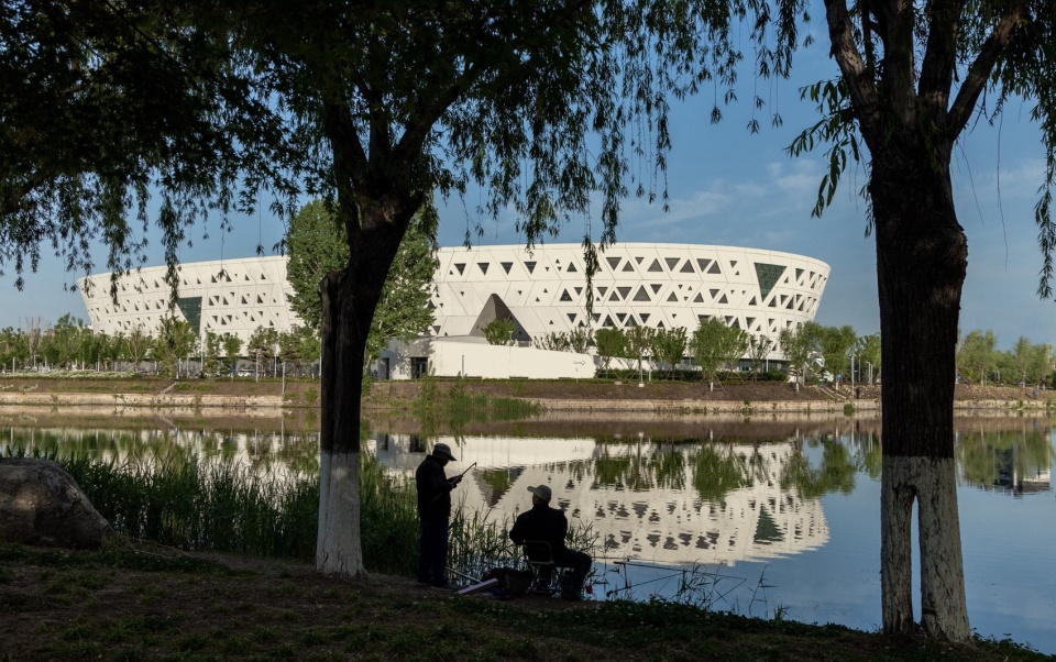 倒影叠翠 龙山河风景 版权:中国建筑设计研究院有限公司品筑工作室 feicheng civiv center