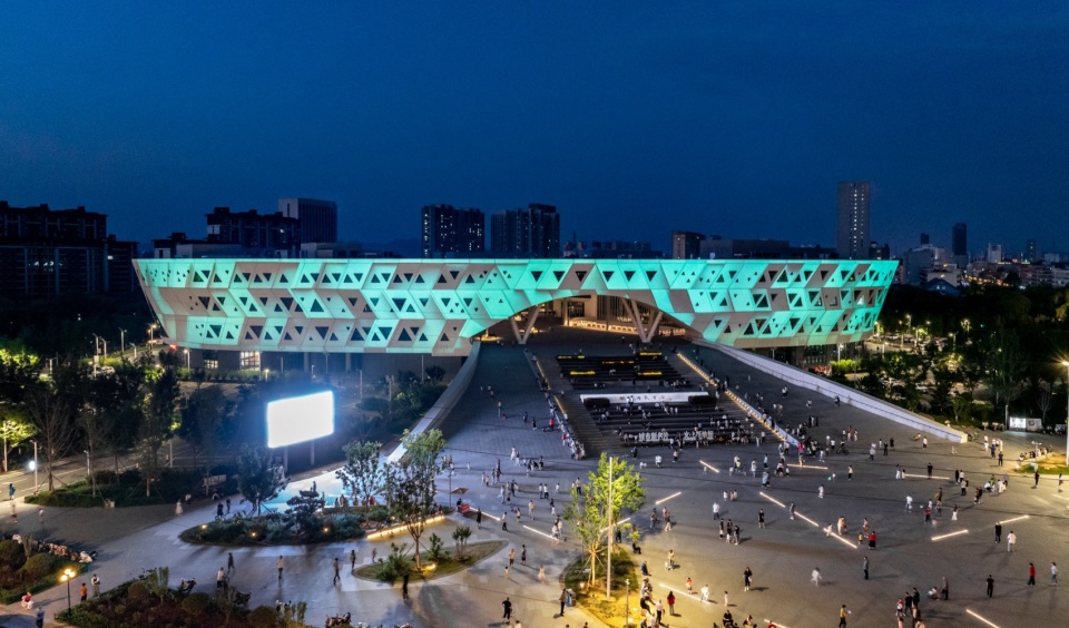 网红地 人气旺 版权:中国建筑设计研究院有限公司品筑工作室 feicheng civiv center