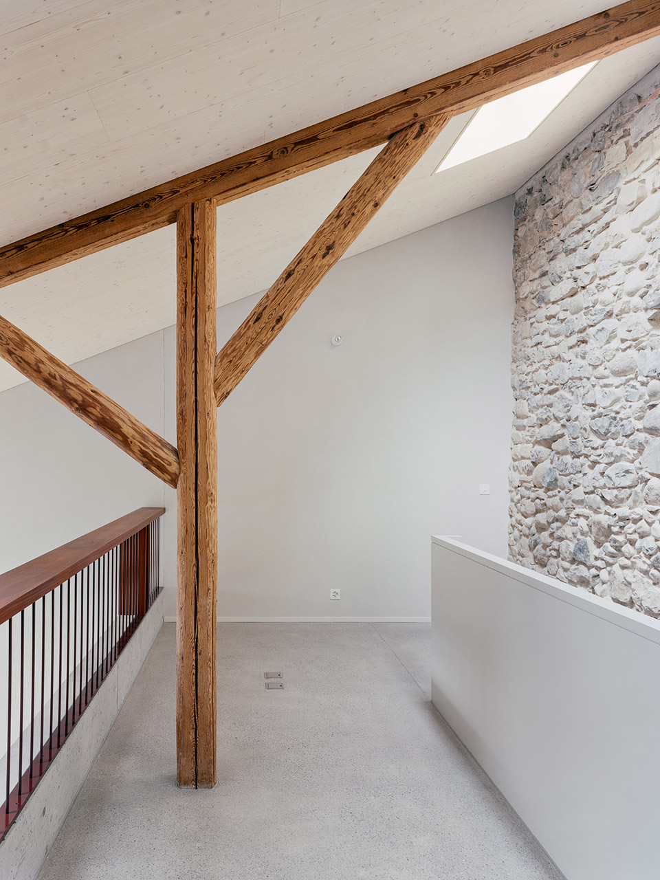 transformation of a house at carre damont meinier by lacroix chessex