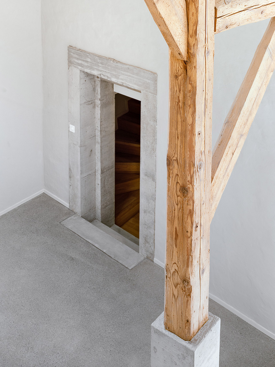 transformation of a house at carre damont meinier by lacroix chessex