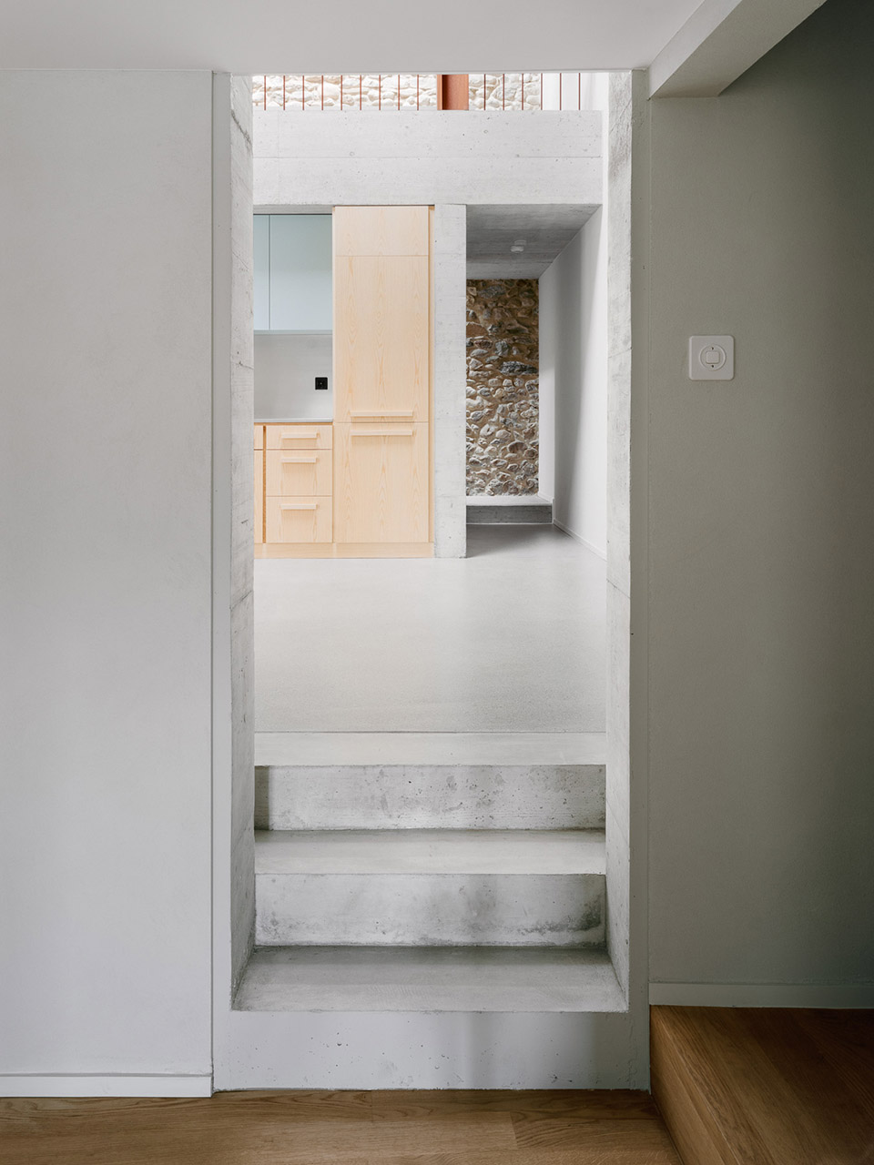 transformation of a house at carre damont meinier by lacroix chessex