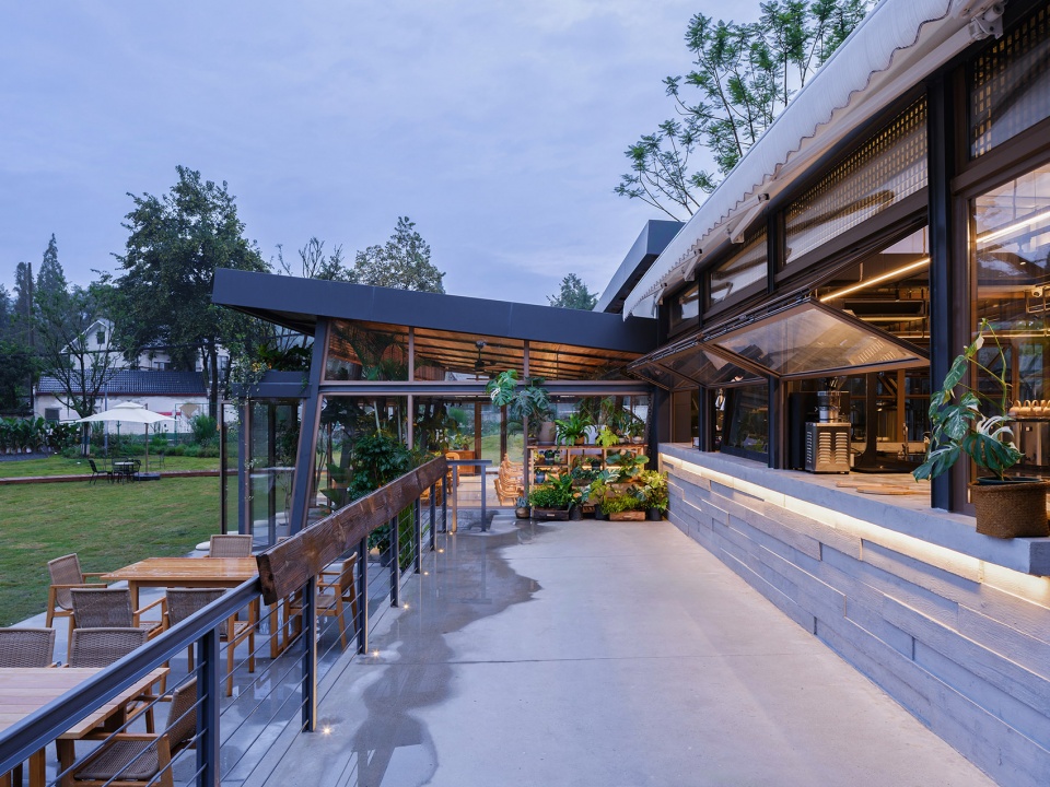 Pengpenger Bistro by UN GROUP