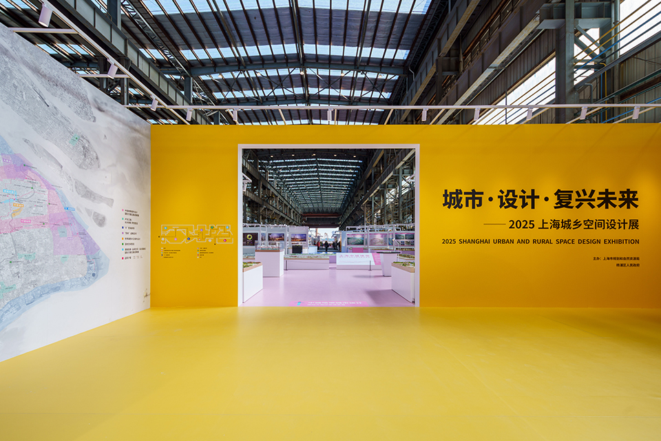 C馆空镜 D馆空镜 A馆城市·设计·复兴未来主论坛 C馆参观 r4xxw 42